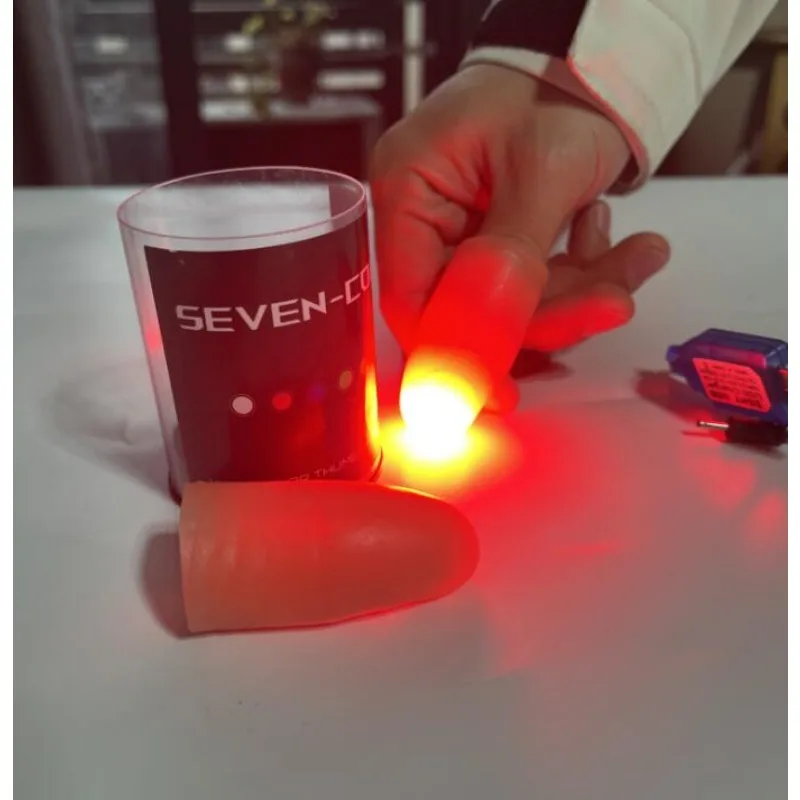 Superlichte zeven kleuren LED- - Thumb Tip Magic Trick Set recensie en prijs