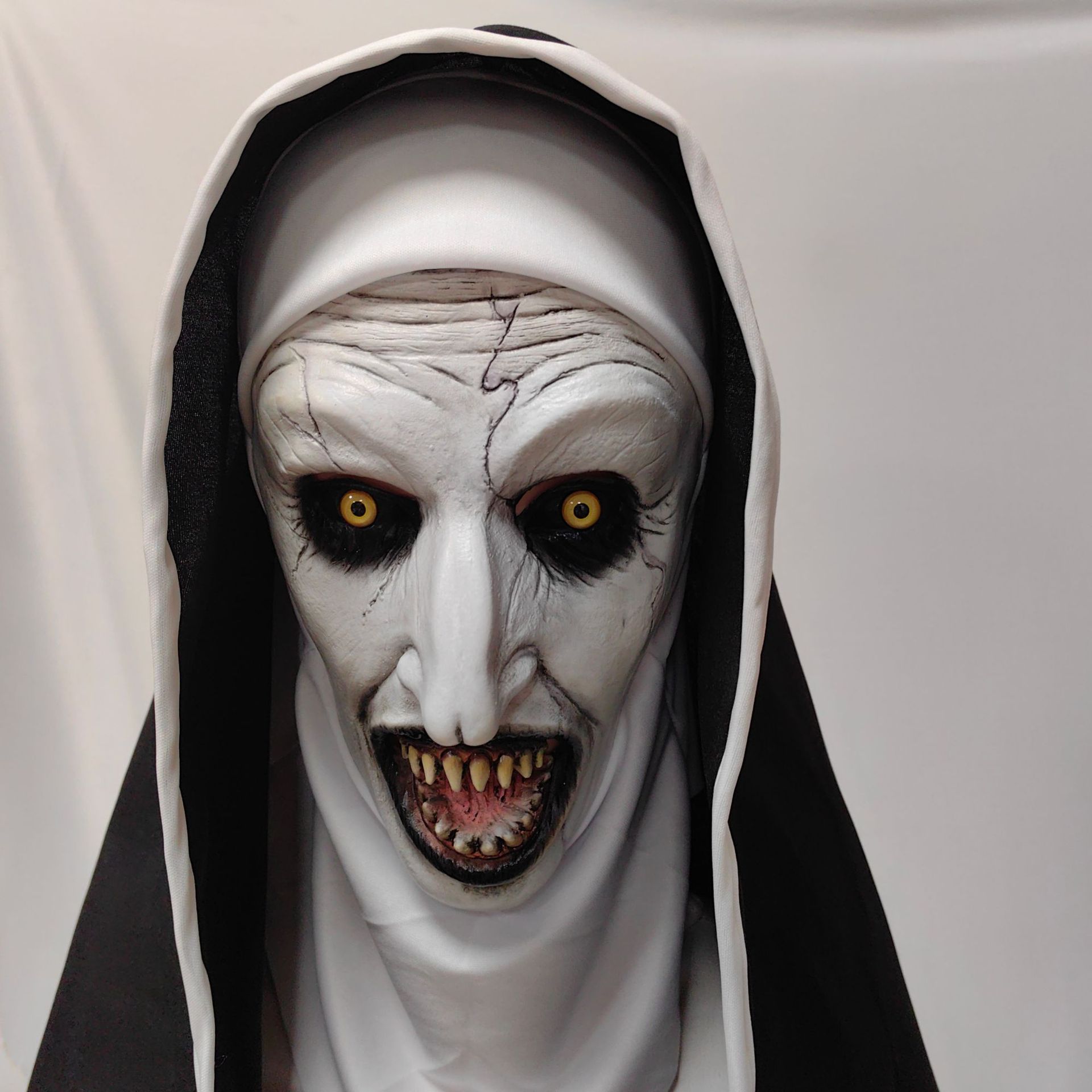 Halloween Scary Nun Mask The C - Led Purge Mask Halloween recensie en prijs